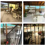 Bed & Breakfast Pit Lane 3*